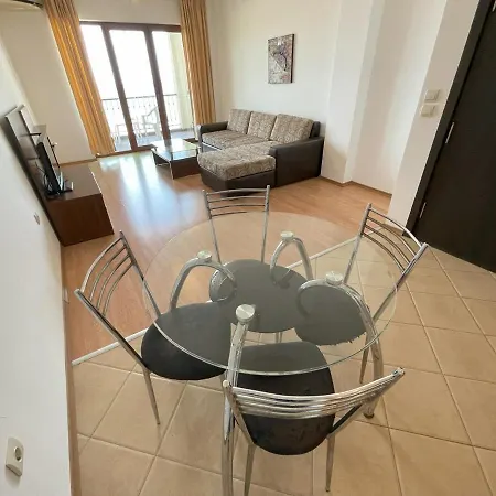 менада рокамар Царево