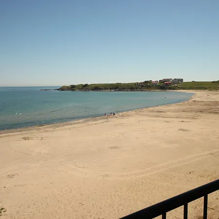 Апартамент менада рокамар