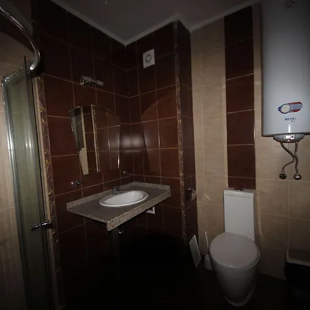 менада рокамар *