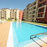 Menada Rocamar Appartamento Tsarevo
